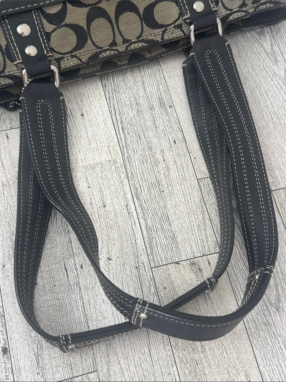 Coach Hampton Signature Turnlock Tote